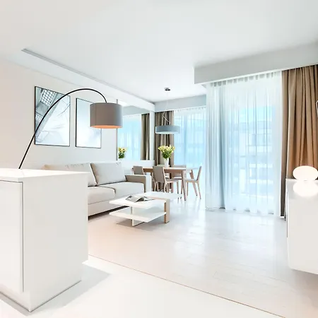 Dune - B アパートホテル 4*