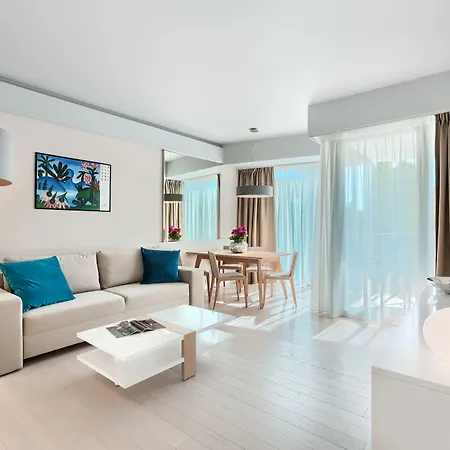 Dune - B アパートホテル