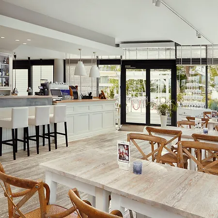 Dune - B アパートホテル 4*